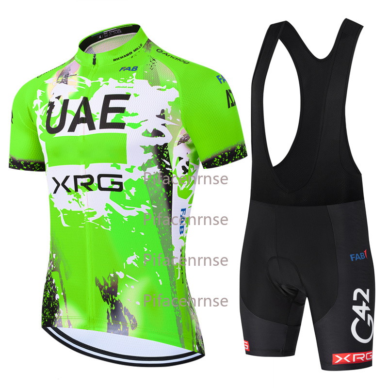 UAE Cycling Jersey Set Summer  - Mountain Biking Uae recensione e prezzo