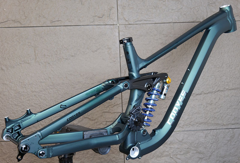 Full Suspension Aluminum Bike  - Mountain Biking Uk recensione e prezzo